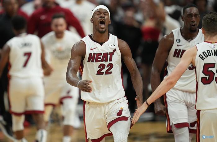 NBA季后赛生死战，巴特勒三双热火淘汰雄鹿